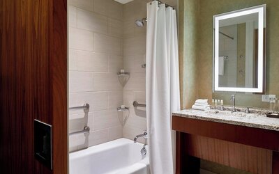 Renaissance Atlanta Midtown Hotel