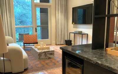 The Inn at Green Pastures