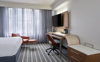 Courtyard By Marriott Nashville Downtown