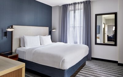 Courtyard By Marriott Nashville Downtown