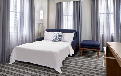 Courtyard By Marriott Nashville Downtown