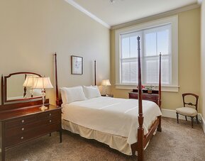 Grenoble House