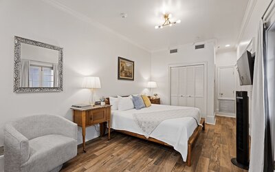 Grenoble House
