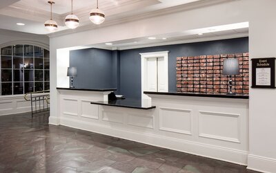 Holiday Inn FRENCH QUARTER-CHATEAU LEMOYNE by IHG