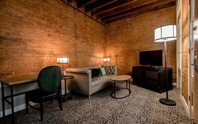 Holiday Inn FRENCH QUARTER-CHATEAU LEMOYNE by IHG