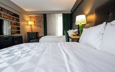 Holiday Inn FRENCH QUARTER-CHATEAU LEMOYNE by IHG