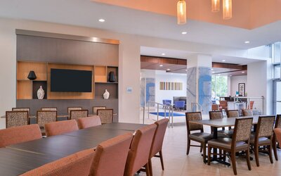 Holiday Inn Express New Orleans - Arts District by IHG