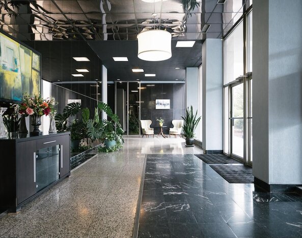 ATL Downtown 2BR with Free Parking Gym