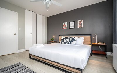 ATL Downtown 2BR with Free Parking Gym
