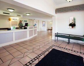 La Quinta Inn by Wyndham Austin Oltorf
