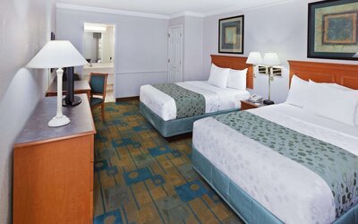 La Quinta Inn by Wyndham Austin Oltorf
