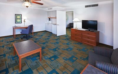 La Quinta Inn by Wyndham Austin Oltorf