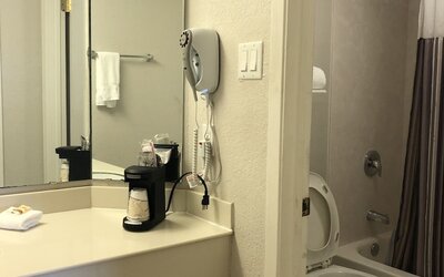 La Quinta Inn by Wyndham Austin Oltorf