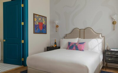 The Monarch Hotel, HQ Collection New Orleans