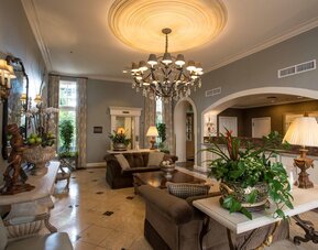 Bienville House