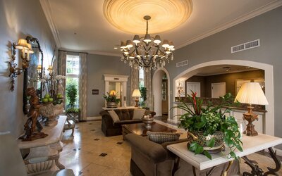 Bienville House