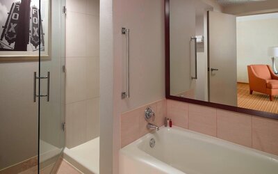 Atlanta Marriott Suites Midtown