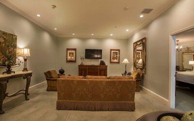 Bienville House