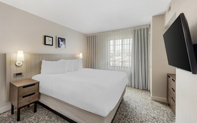 Sonesta ES Suites Austin The Domain Area