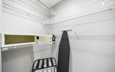 Newly Renovated Atlanta Gem Central Buckhead Apt