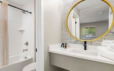 Newly Renovated Atlanta Condo Prime Buckhead Atl