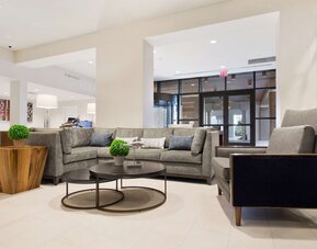 DoubleTree by Hilton New Orleans