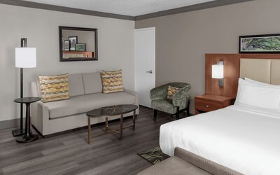 DoubleTree by Hilton New Orleans