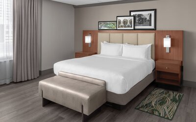 DoubleTree by Hilton New Orleans