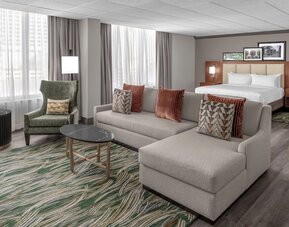 DoubleTree by Hilton New Orleans