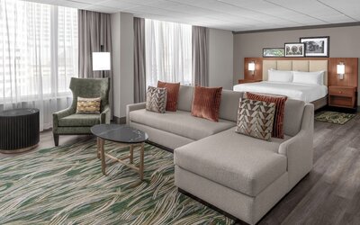 DoubleTree by Hilton New Orleans