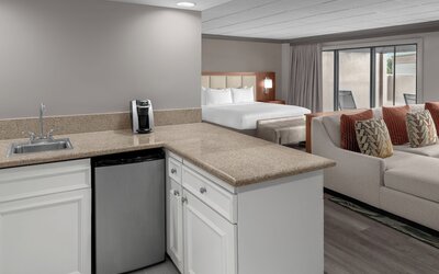 DoubleTree by Hilton New Orleans
