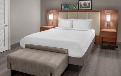 DoubleTree by Hilton New Orleans