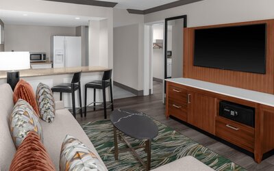 DoubleTree by Hilton New Orleans