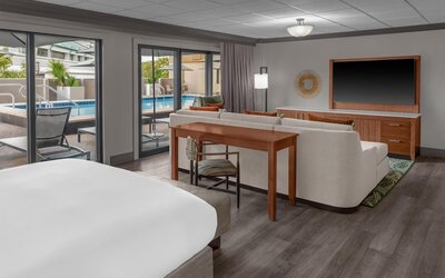DoubleTree by Hilton New Orleans