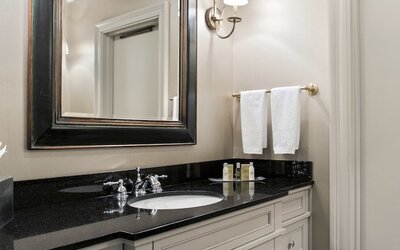 DoubleTree by Hilton New Orleans
