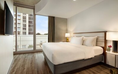 Twelve Midtown, Autograph Collection