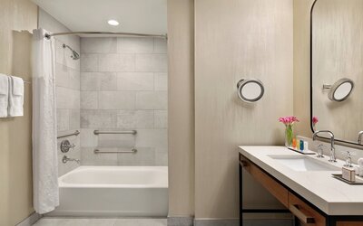 Twelve Midtown, Autograph Collection