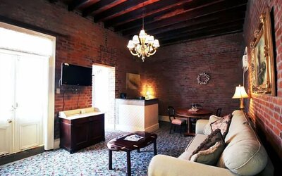 The Olivier House Hotel