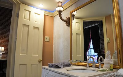 The Olivier House Hotel