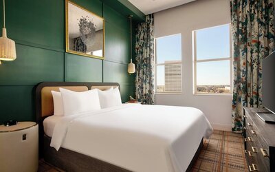 Glenn Hotel, Autograph Collection