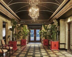 The Pontchartrain Hotel