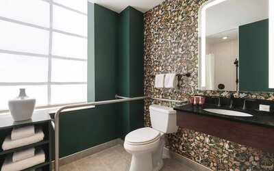 Glenn Hotel, Autograph Collection