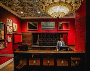 The Pontchartrain Hotel