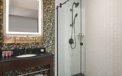 Glenn Hotel, Autograph Collection