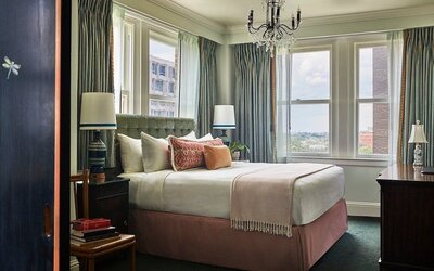 The Pontchartrain Hotel