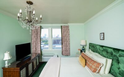 The Pontchartrain Hotel