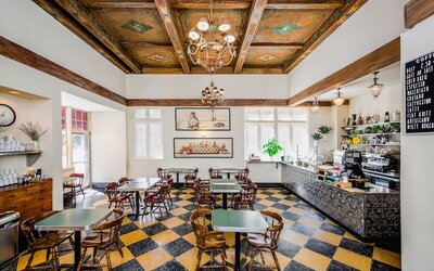 The Pontchartrain Hotel