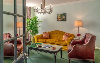 The Pontchartrain Hotel