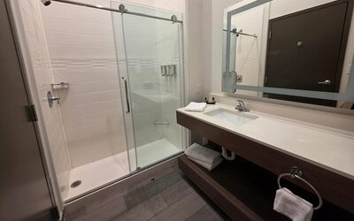 Wingate by Wyndham Austin North