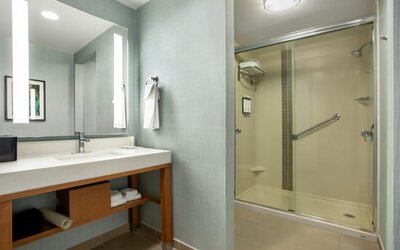 Hyatt Place Austin Airport